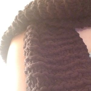 Knitted scarf